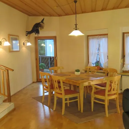 Later Comfortable Vacation Apartment Neumagen-Dhron