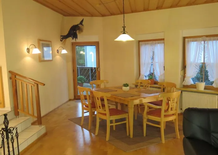 Later Comfortable Vacation Appartement Neumagen-Dhron